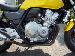 �z���_CB400�X�[�p�[�t�H�AVTEC�ERevo�i���Q�����R�s�j�摜15