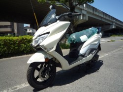 �X�Y�L�o�[�O�}���X�g���[�g125EX�i���Q�����R�s�j�摜5