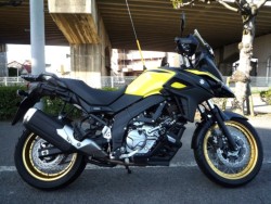 XYL V-Strom650XT 