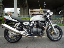 �X�Y�L&nbsp;�C�i�Y�}400 