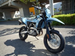 �X�Y�LDR-Z4SM�i���Q�����R�s�j�摜3