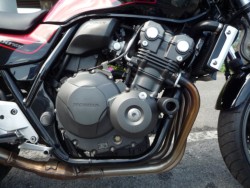 �z���_CB400�X�[�p�[�t�H�AVTEC�ERevo�i���Q�����R�s�j�摜15