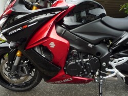 XYLGSX-S1000FiQRsj摜23