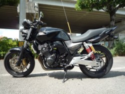 �z���_CB400�X�[�p�[�t�H�AVTEC�ERevo�i���Q�����R�s�j�摜2