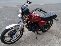 �z���_LY125Fi�i���R�������s�j�摜5