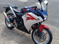 �z���_CBR250R�i���R�������s�j�摜2