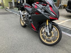 �z���_CBR250RR�i���Q���F�a���s�j�摜2