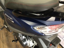 �X�Y�L�o�[�O�}���X�g���[�g125EX�i���Q�����R�s�j�摜25