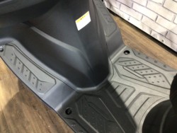 �X�Y�L�o�[�O�}���X�g���[�g125EX�i���Q�����R�s�j�摜28