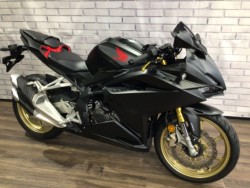 �z���_CBR250RR�i���Q�����R�s�j�摜1