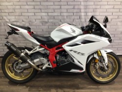 �z���_CBR250RR�i���Q�����R�s�j�摜2