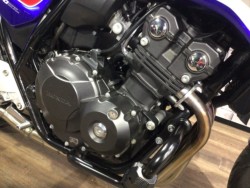 �z���_CB400�X�[�p�[�{���h�[�� VTEC�Revo�i���Q�����R�s�j�摜4