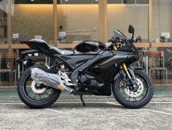 }n YZF-R125 